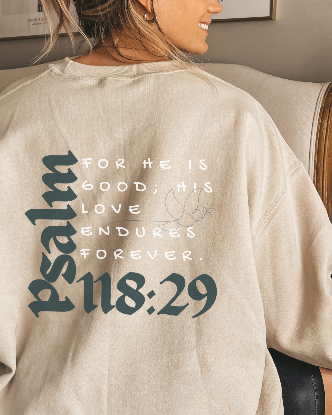 Give Thanks to the Lord (Oversized Sweatshirt)