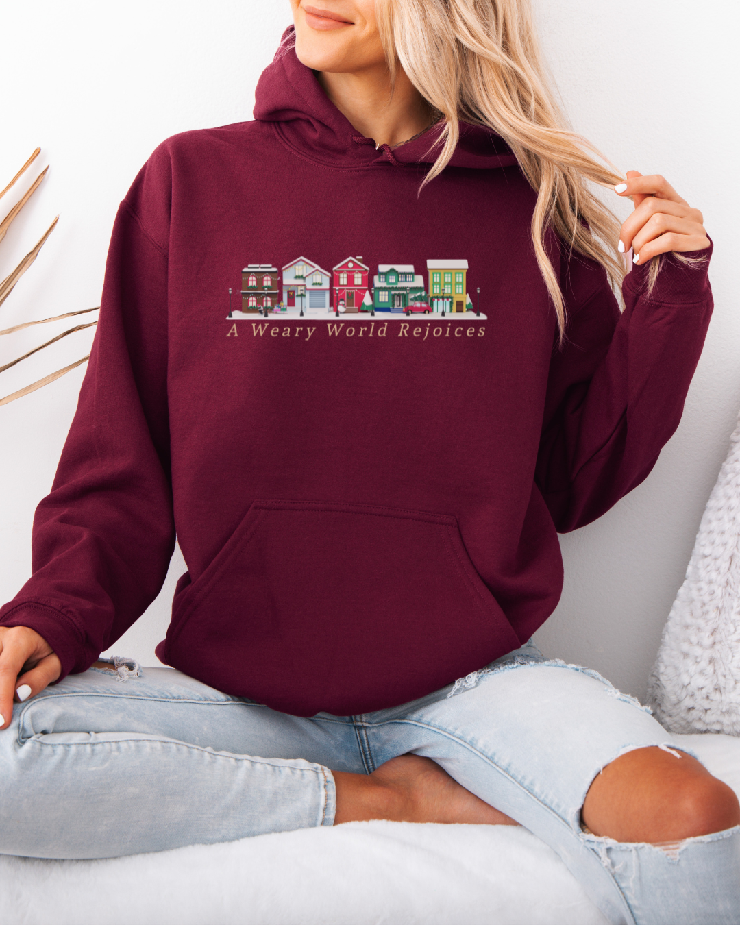 A Weary World Rejoices (Unisex Heavy Blend Hoodie)